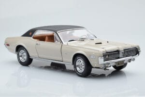 Mercury Cougar XR7-G Fawn Sun Star 1:18 1572 Metall — bild 6 av 8