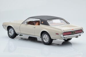 Mercury Cougar XR7-G Fawn Sun Star 1:18 1572 Metall — bild 7 av 8