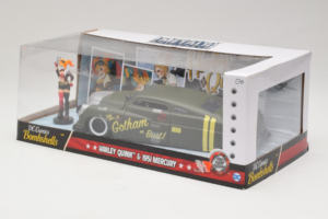 Mercury Gotham or Bust With Harley Quinn Figure Metals Diecast 1:24 30456 Metall — bild 3 av 3