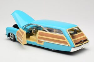 Mercury Merc Woodie Blå Hot Wheels 1:18 27806 Metall — bild 5 av 8