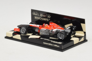 MF1 M16 #18 T. Monteiro MF1 Racing Showcar 2006 Minichamps 1:43 400060088 Metall — bild 3 av 5