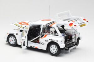 MG Metro 6R4 #8 P. Eklund / D. Whittock Rally Finland 1986 Sun Star 1:18 5536 Metall — bild 5 av 8