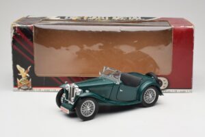MG TC Midget Shires Green Road Legends 1:18 92468 Metall — bild 8 av 8