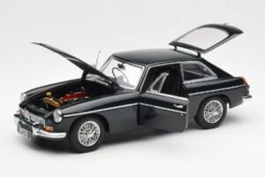 MGB GT Mk2 Coupe Racing Grön AUTOart 1:18 76602 Metall — bild 2 av 8