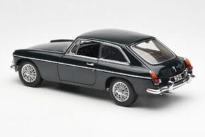 MGB GT Mk2 Coupe Racing Grön AUTOart 1:18 76602 Metall — bild 7 av 8