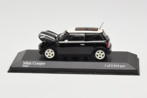 MINI Cooper R50 Svart Minichamps 1:43 431138101 Metall — bild 2 av 5
