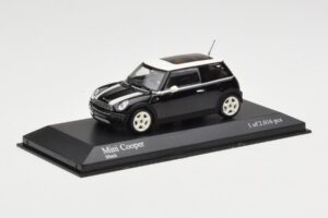 MINI Cooper R50 Svart Minichamps 1:43 431138101 Metall — bild 3 av 5