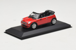 Mini Cooper R52 Cabriolet Röd Minichamps 1:43 431138230 Metall — bild 2 av 4