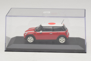 Mini Cooper Röd Med Japansk Flagga Minichamps 1:43 80420309024-R1 Metall — bild 4 av 5