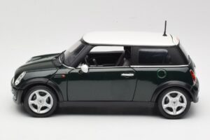 Mini Cooper Mk7 Grön Maisto 1:18 7271336 Metall — bild 4 av 8