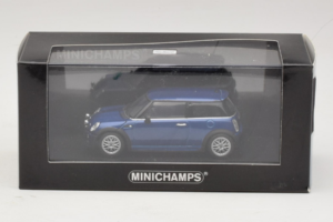 Mini Cooper One R50 Aero Blå Minichamps 1:43 431138270 Metall — bild 4 av 4