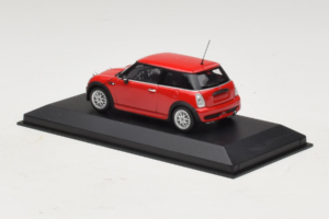 Mini Cooper One R50 Aero Röd Minichamps 1:43 431138272 Metall — bild 2 av 4