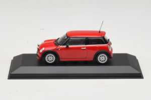 Mini Cooper One R50 Aero Röd Minichamps 1:43 431138272 Metall