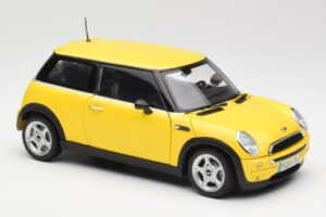 Mini Cooper One R50 Aerodynamikpaket Gul Kyosho 1:18 80430148553 Metall — bild 6 av 8