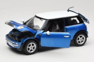 Mini Cooper R50 Blå med Vitt Tak Mondo Motors 1:18 MINI004 Metall — bild 2 av 8