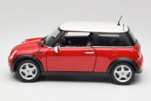 Mini Cooper R50 Röd Maisto 1:18 31619 Metall — bild 3 av 8