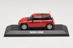 Mini Cooper Röd Minichamps 1:43 MINI010 Metall