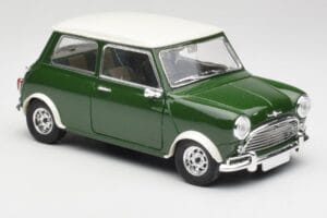 Mini Cooper S British Racing Grön & Old English Vit Solido 1:18 8021 Metall — bild 6 av 8
