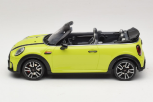 Mini JCW Cabrio F57 Zesty Yellow C5H Otto 1:18 OT1303 Resin — bild 3 av 6