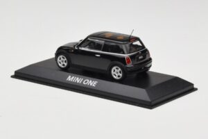 Mini One R50 Svart Med Svart Tak Minichamps 1:43 MINI005 Metall — bild 3 av 5