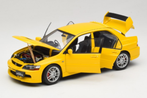 Mitsubishi Lancer Evolution IX GSR Gul AUTOart 1:18 77192 Metall — bild 2 av 8