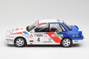 Mitsubishi Galant VR-4 #4 A. Vatanen RAC Rally 1990 IXO 1:18 18RMC192B Metall — bild 3 av 6