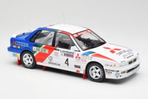 Mitsubishi Galant VR-4 #4 A. Vatanen RAC Rally 1990 IXO 1:18 18RMC192B Metall — bild 4 av 6