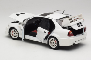Mitsubishi Lancer Evo VI Tommi Makinen Edition Vit AUTOart 1:18 77157 Metall — bild 5 av 8