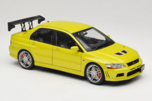 Mitsubishi Lancer Evo VII Mustard Yellow AUTOart 1:18 77166 Metall — bild 6 av 8
