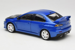 Mitsubishi Lancer Evolution X Blå OEM 1:18 MLE01 Metall — bild 7 av 8