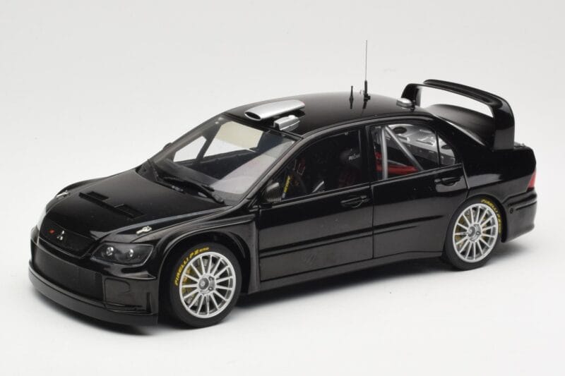 Mitsubishi Lancer Evolution WRC Plain Body Svart AUTOart 1:18 80528 Metall