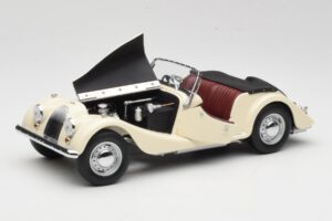 Morgan 4/4 Series II Vit Kyosho 1:18 08111W Metall — bild 2 av 8