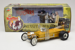 Munsters Dragula Movie Car Joyride 1:18 33266 Metall — bild 8 av 8