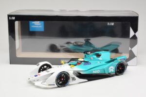 NIO 004 Team NIO #16 O. Turvey Formula E Season 5 2019 Minichamps 1:18 114180016 Metall — bild 6 av 6