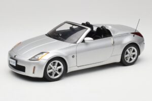 Nissan 350Z Z33 Roadster Diamond Silver AUTOart 1:18 77371 Metall