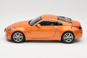 Nissan 350Z Z33 Sunset Orange AUTOart 1:18 77312 Metall — bild 4 av 8