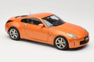 Nissan 350Z Z33 Sunset Orange AUTOart 1:18 77312 Metall — bild 6 av 8