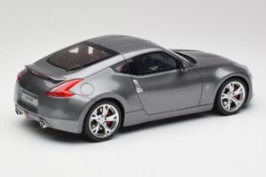 Nissan 370Z Z34 Gun Metallic Otto 1:18 OT465 Resin — bild 2 av 6