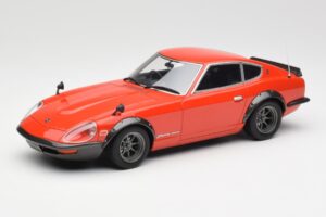 Nissan Fairlady 240ZG Röd Otto 1:18 OT457 Resin
