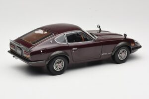Nissan Fairlady 240Z-G S30 Vinröd Kyosho 1:18 08212M Metall — bild 3 av 8