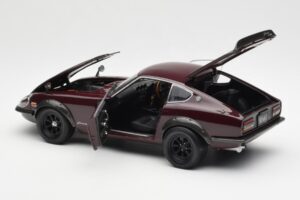 Nissan Fairlady 240ZG Brun Kyosho 1:18 08217M Metall — bild 5 av 8