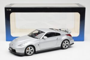 Nissan Fairlady Z Z34 NISMO Type 380RS Silver AUTOart 1:18 77401 Metall — bild 8 av 8
