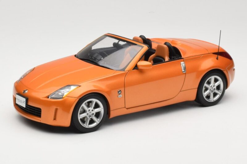 Nissan Fairlady Z Z33 Roadster Sunset Orange AUTOart 1:18 77377 Metall