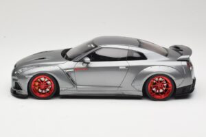 Nissan GT-R R35 Prior Design Grå GT Spirit 1:18 GT243 Resin — bild 3 av 6