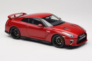 Nissan GT-R R35 Track Edition NISMO Vibrant Red MotorHelix 1:18 M83511 Metall — bild 6 av 8