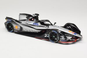 Nissan IM02 e.dams #22 O. Rowland Formula E Season 5 2019 Minichamps 1:18 114180022 Metall — bild 4 av 6