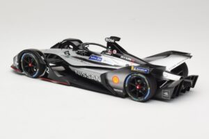 Nissan IM02 e.dams #22 O. Rowland Formula E Season 5 2019 Minichamps 1:18 114180022 Metall — bild 5 av 6