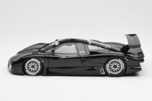 Nissan R390 GT1 #0 24 Hours of Le Mans 1998 AUTOart 1:18 89878 Metall — bild 4 av 8