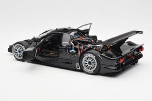 Nissan R390 GT1 #0 24 Hours of Le Mans 1998 AUTOart 1:18 89878 Metall — bild 5 av 8