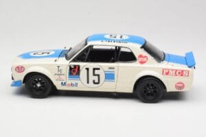 Nissan Skyline 2000GT-R KPGC10 #15 K. Takahashi Nissan Works JTCC 1972 Kyosho 1:18 08122B Metall — bild 4 av 8